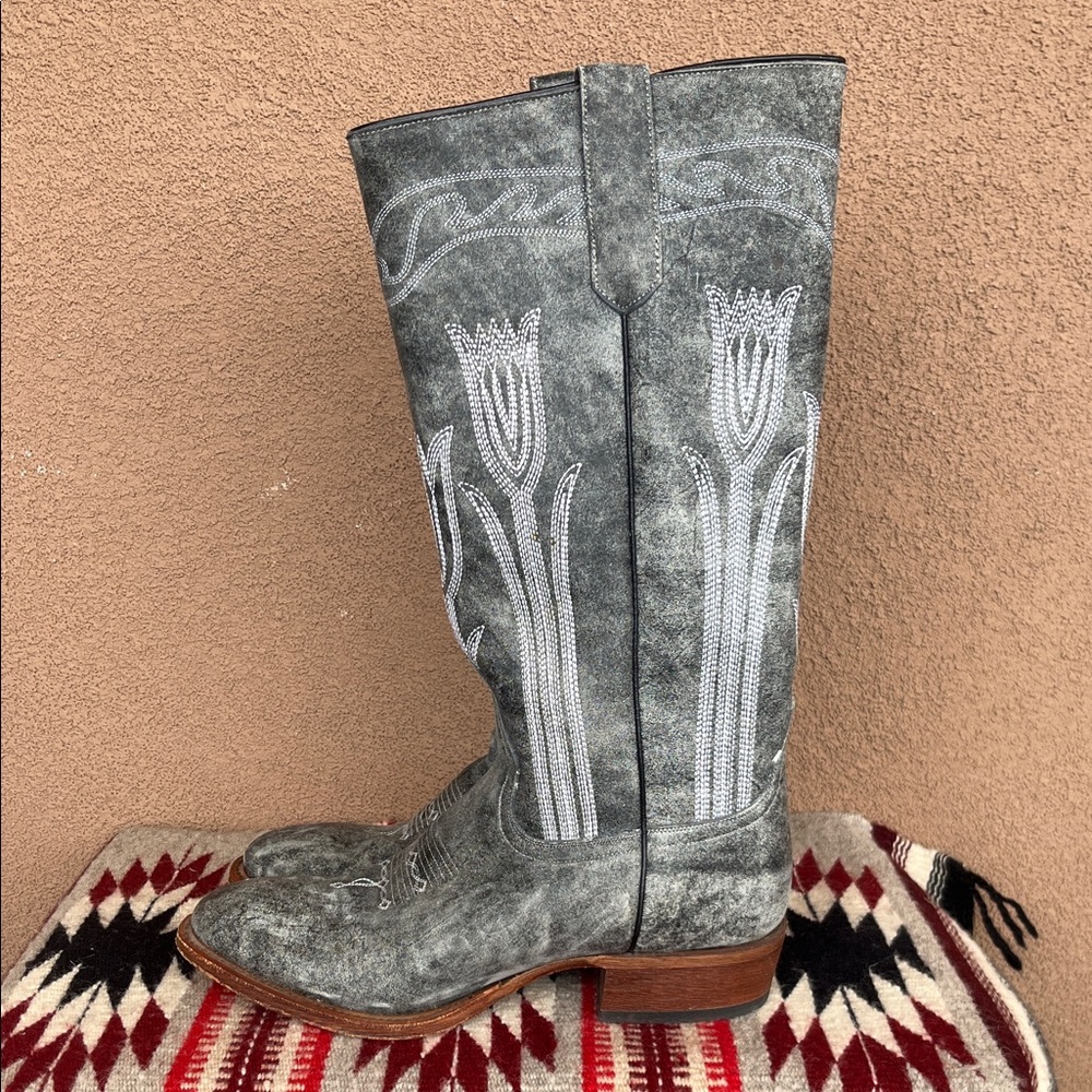 Macie Bean Women’s Tall Flower Tulip Western Boot